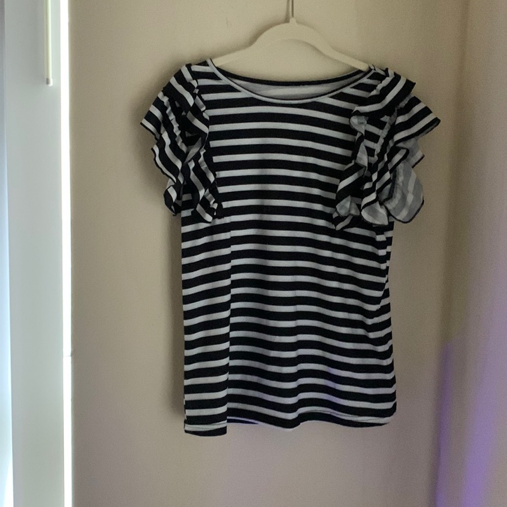 Black and white horizontal top with ruffles on shoulders